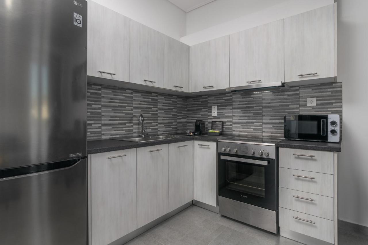 Emanouela'S Apartement In The Center Of Adamas Екстер'єр фото